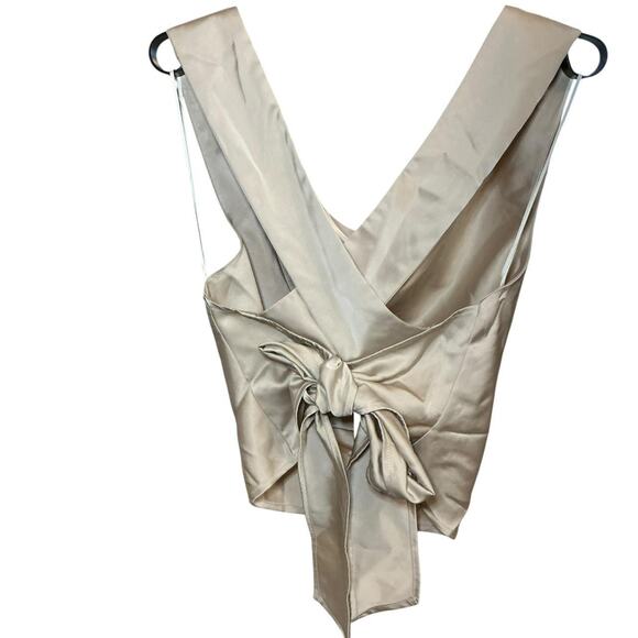 Le Lis Satin Backless Tie Back Top Size Large Champagne Cowl Neck Sleeveless - Picture 5 of 7
